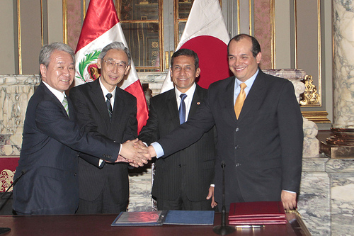 ペルー円借款契約の調印 が行わる。上下水道網の修復や観光振興を通じた地域開発支援へ