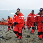 ウマラ大統領、南極を視察。南極遠征25周年記念を祝賀