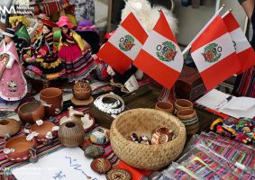 中南米大使館出店フェスティバル・ラテンアメリカーノ2017チャリティーバザー開催