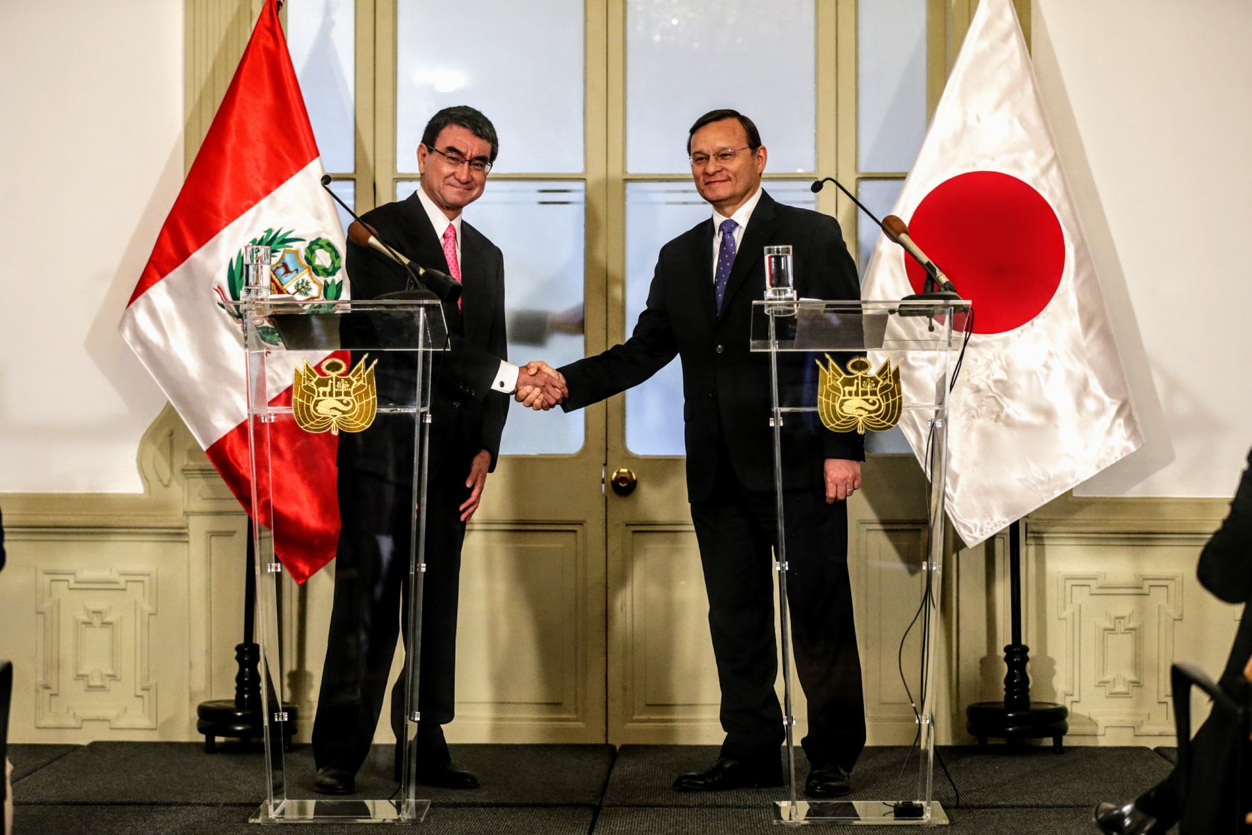 河野太郎外務大臣ペルー訪問。外相会談でTPP早期発効に向けて連携強化